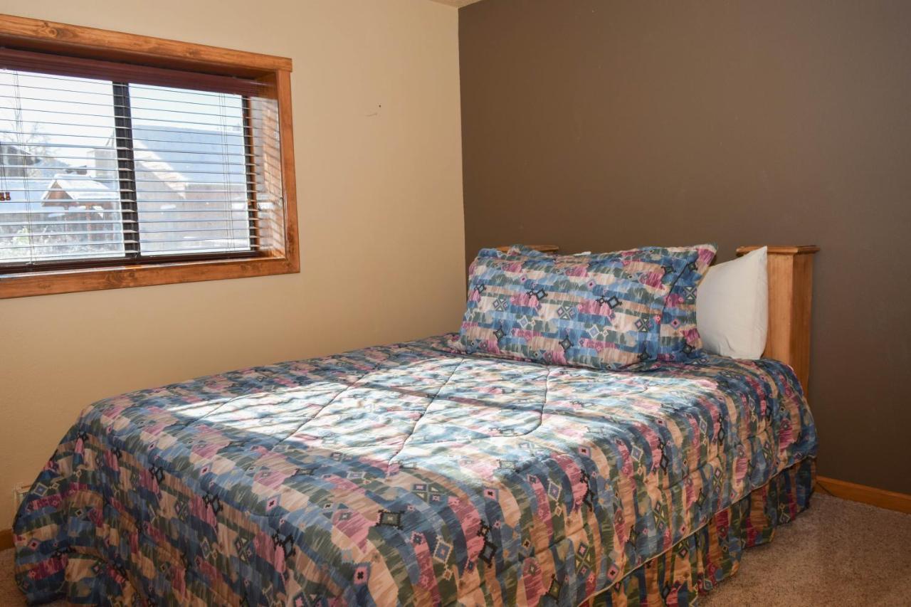 Aspen West 5 Townhouse With High Speed Wifi Apartment Red River Exterior photo