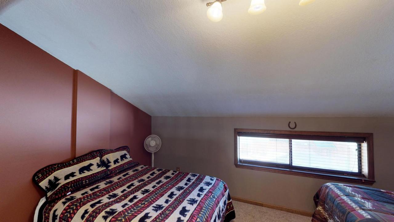Aspen West 5 Townhouse With High Speed Wifi Apartment Red River Exterior photo