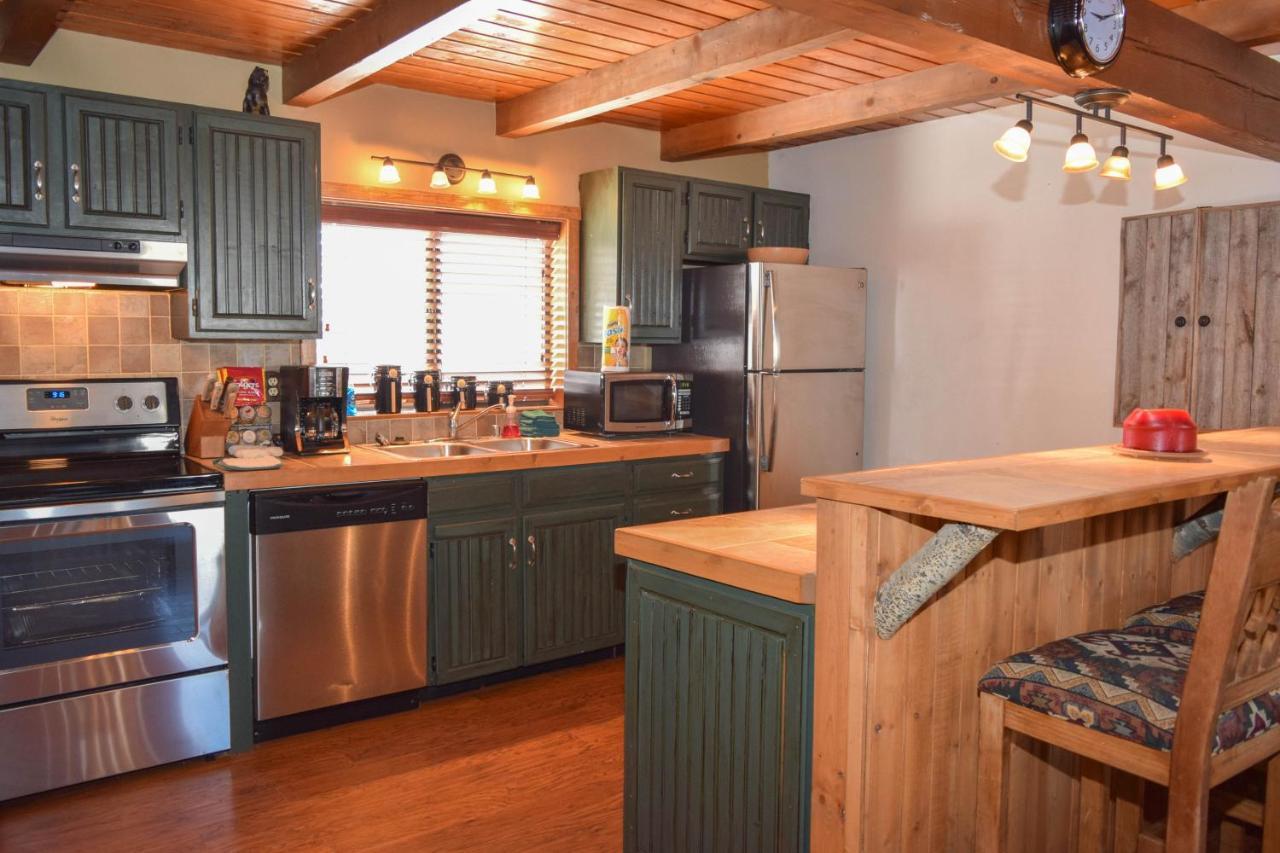 Aspen West 5 Townhouse With High Speed Wifi Apartment Red River Exterior photo